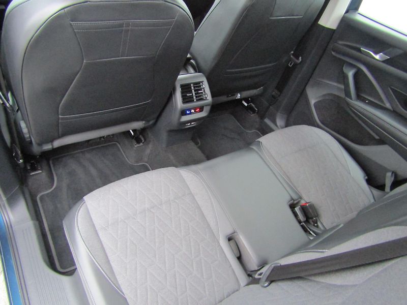 Volkswagen Tayron (2025) 2.0 TDI 142KW DSG 4x4 - 7 míst - fotka 25 z 30