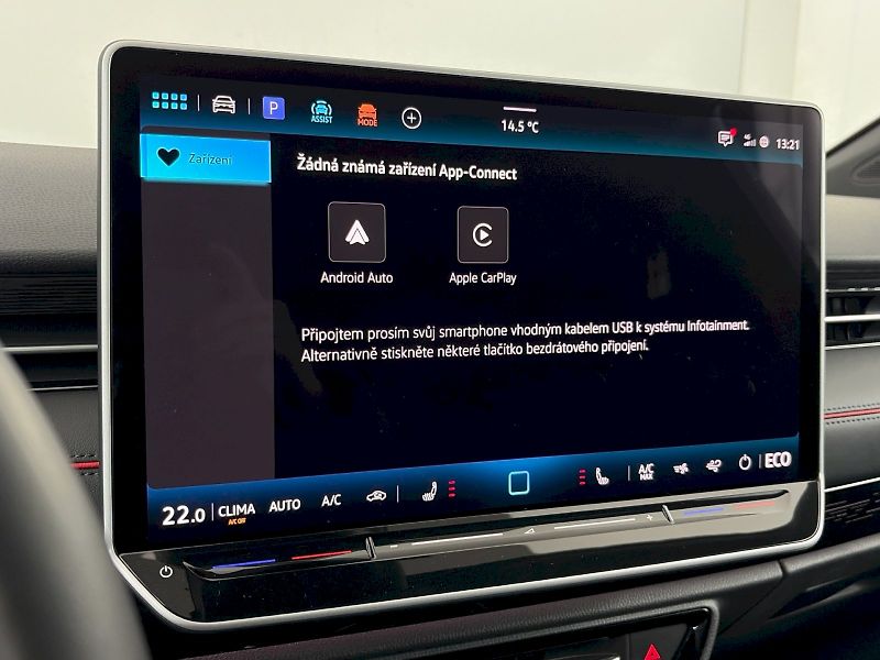 Volkswagen ID.7 Tourer (2025) GTX 250kW 4Motion, 91kWh - fotka 13 z 40