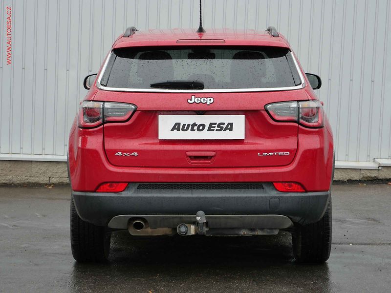 Jeep Compass (2019) 2.0 Multijet, AT, AC - fotka 5 z 23