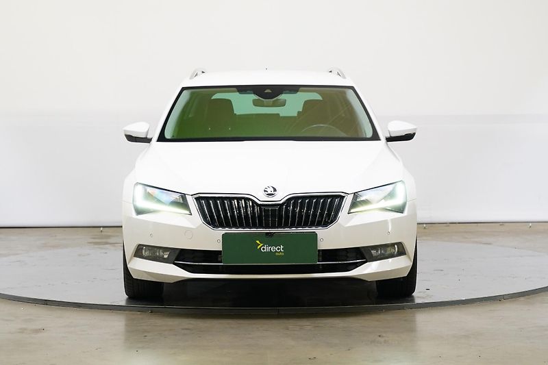Škoda Superb - fotka 4 z 28