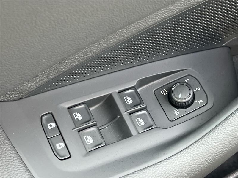 Škoda Superb 2,0 TDi 110kW 7DSG L&K  IV. - fotka 20 z 41