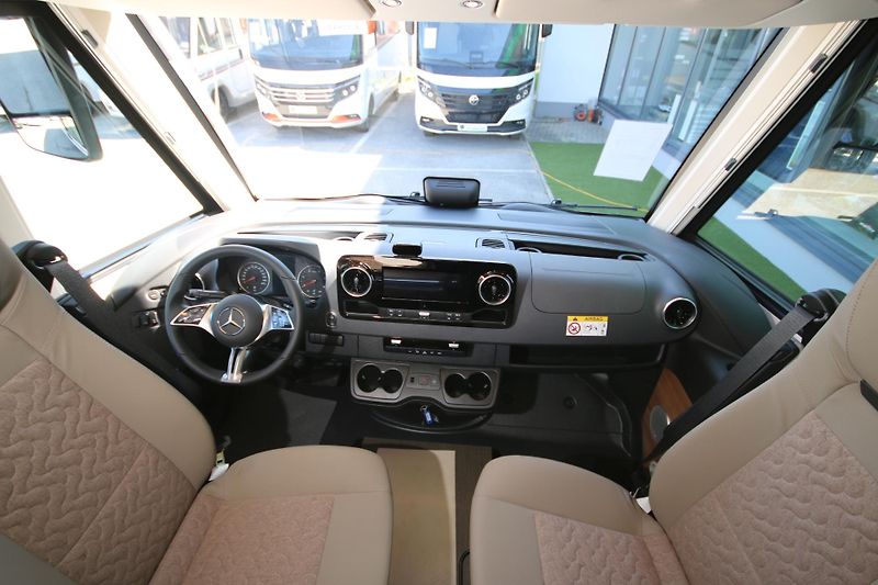 Carthago Ostatní (2026) C2 Tourer I 143 KB-LE Light MB - fotka 22 z 81
