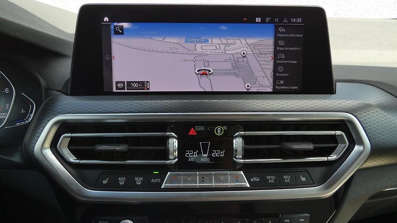 BMW X4 xDrive 30i M Sport - fotka 15 z 23