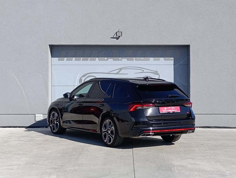 Škoda Octavia RS 2.0TSI 180kW ČR DPH - fotka 7 z 36