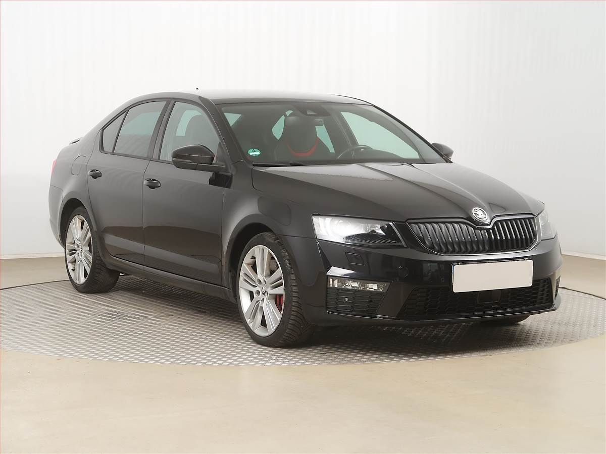 Škoda Octavia RS 2.0 TDI, Kůže, Navi