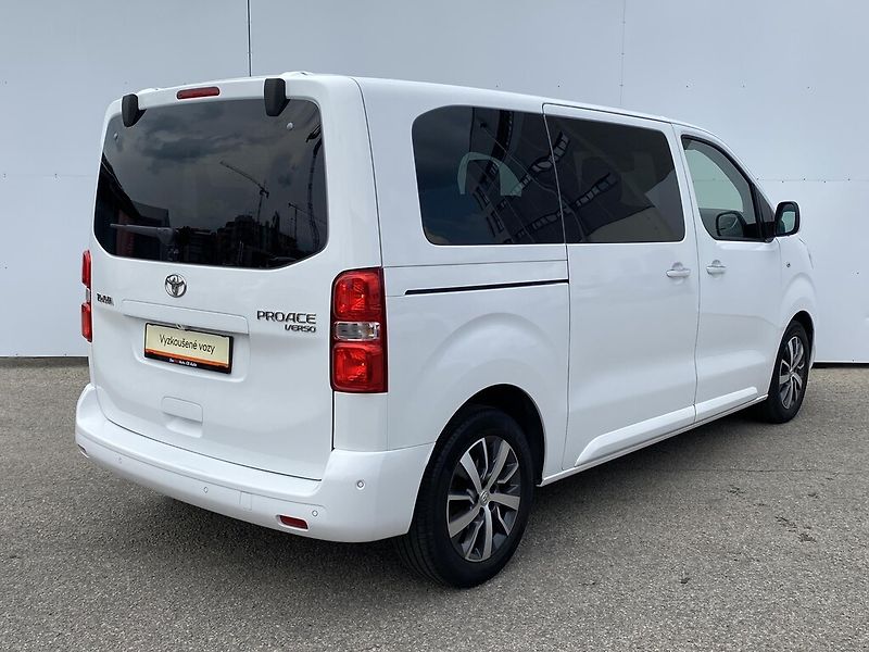 Toyota ProAce 2.0 D 130 kW AT Family - fotka 2 z 27