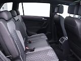 Volkswagen Tiguan Allspace 2,0 TSI DSG 4M R-Line 7Míst DP - náhled 15