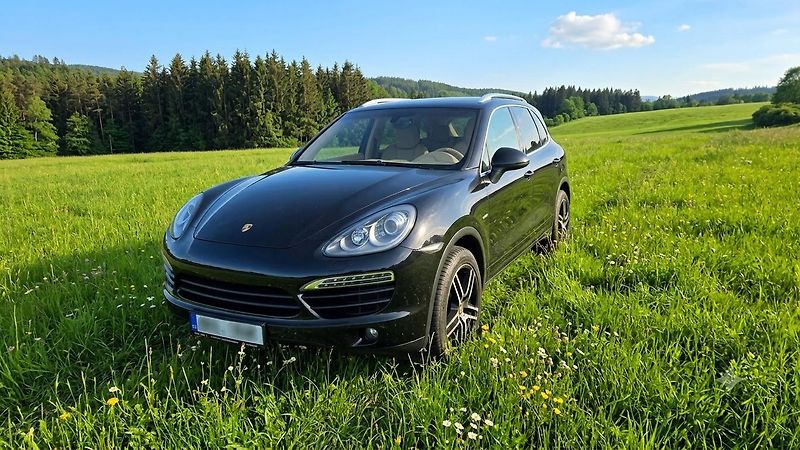 Porsche Cayenne (2012) 3.0 /180kW - fotka 3 z 11