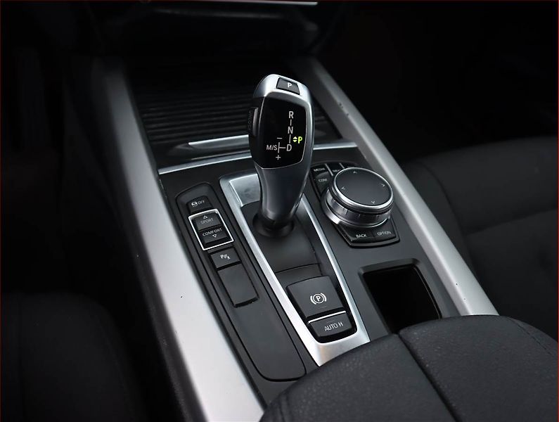 BMW X5 (2017) sDrive25d, Automat, Serv.kniha - fotka 16 z 21