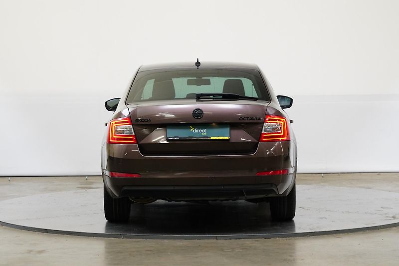 Škoda Octavia - fotka 6 z 28