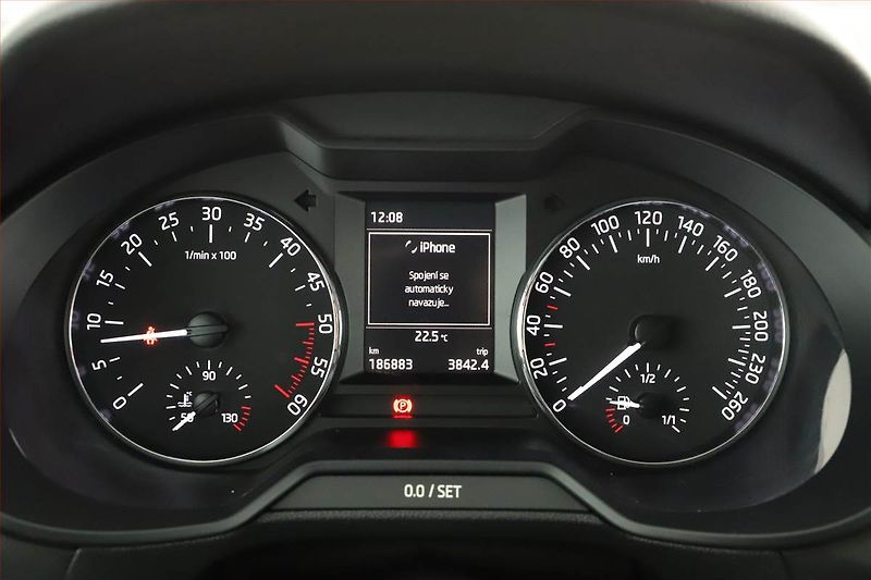 Škoda Octavia (2017) Style Plus 1.6 TDI, Tempomat - fotka 11 z 14