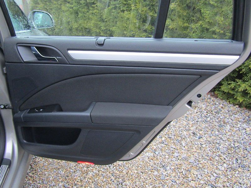 Škoda Superb (2011) 1.6 TDI 77kW - fotka 28 z 45