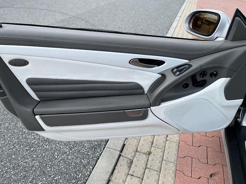 Mercedes-Benz SL 500 SL - fotka 15 z 35
