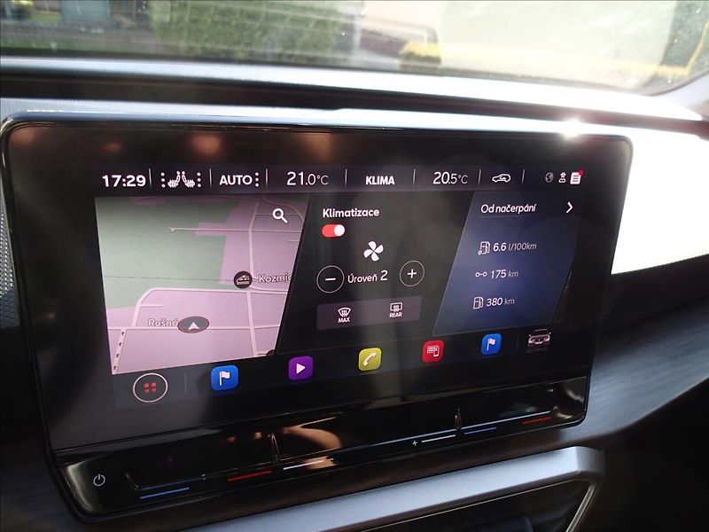 Seat Leon 1,5 eTSI,Execelent,DSG,Tažné - fotka 46 z 80