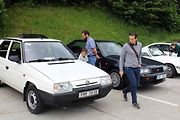 Na Centrální parkoviště P1 ve Skiareálu Ještěd se sjelo přes sedm desítek účastníků.