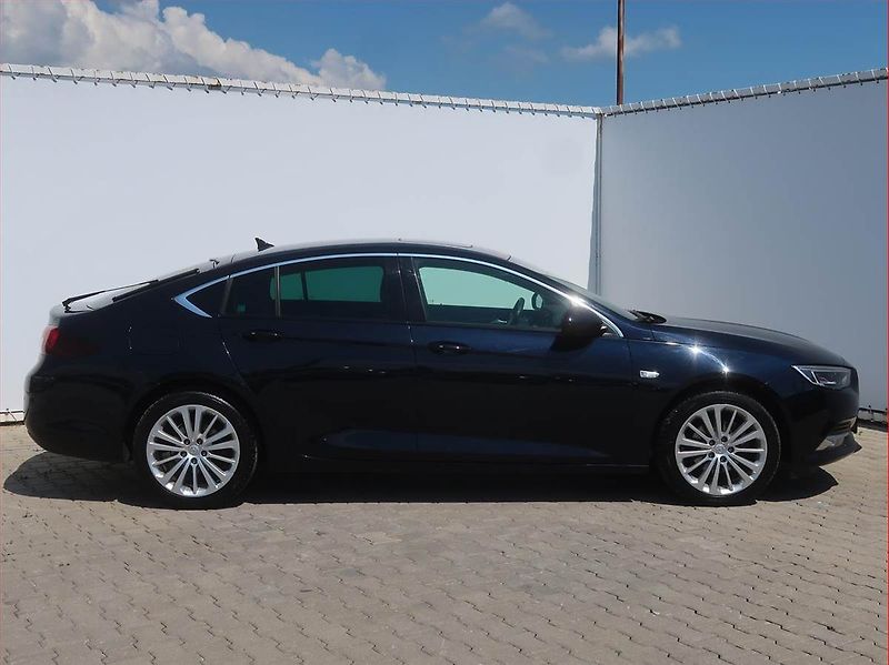 Opel Insignia (2020) 1.6 CDTI, Serv.kniha, Kůže - fotka 6 z 19