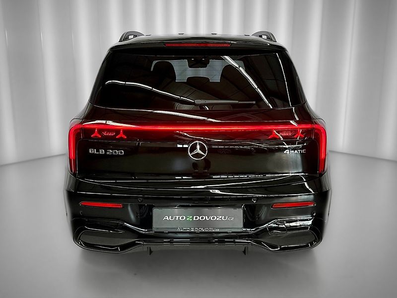 Mercedes-Benz GLB 8G-eDCT 4MATIC AMG, PANORAMA, - fotka 5 z 26