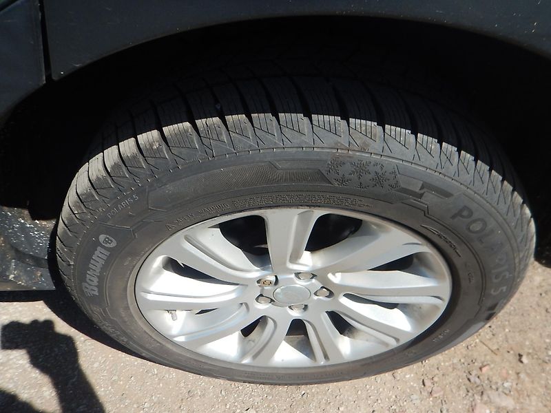 Land Rover Discovery Sport 2.0 TD4, DIGIKLIMA - fotka 15 z 22