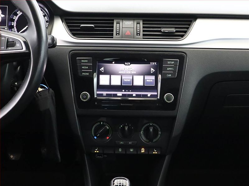 Škoda Rapid (2019) Ambition 1.0 TSI, Serv.kniha - fotka 9 z 14