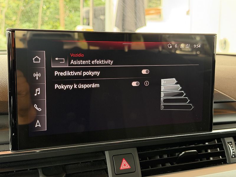 Audi A4 2.0 40 TDI quattro S tronic - fotka 15 z 32