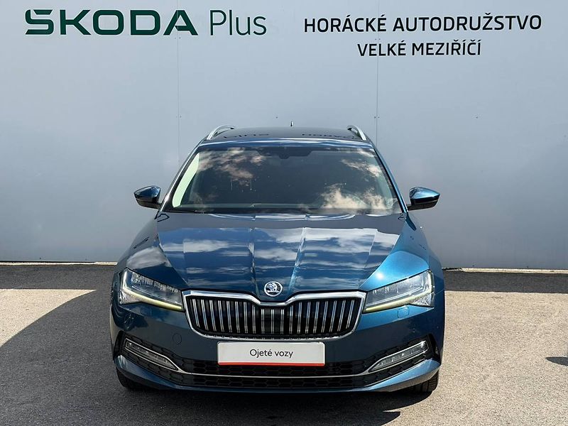 Škoda Superb combi 2,0 TDI 110 kW 7° DSG - fotka 4 z 30