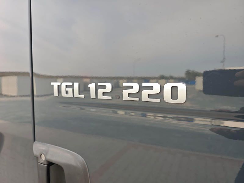 MAN TGL 12.220, KLIMA + ČELO, 18 palet - fotka 6 z 27