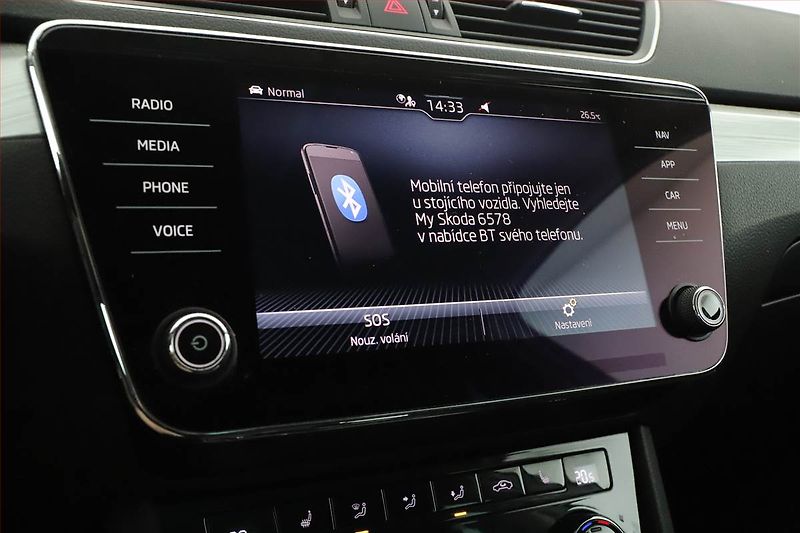 Škoda Superb (2020) iV 1.4 TSI PHEV - fotka 17 z 20