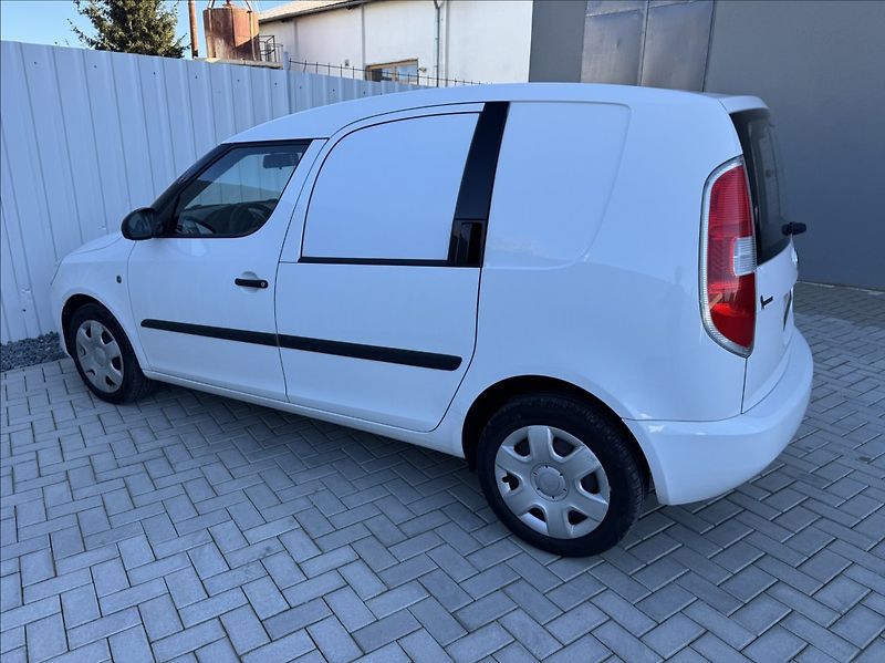 Škoda Praktik 1,2 TSI 63kW DPH 1.maj původČR - fotka 10 z 46