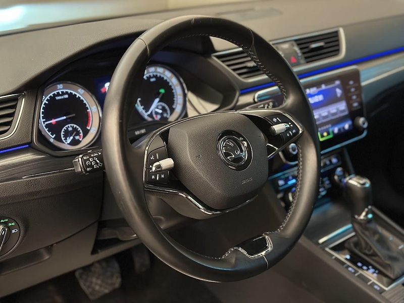 Škoda Superb (2020) Combi Premium 4x4 2.0 TDI 147 - fotka 7 z 32