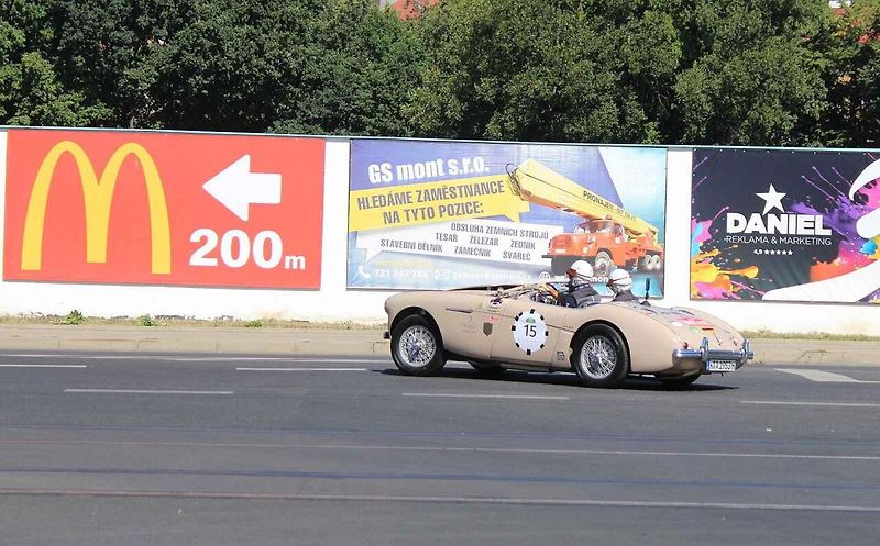Perlou letošního ročníku Sachsen Classic Rallye byl 102 let starý vůz Cunningham V5 Special.