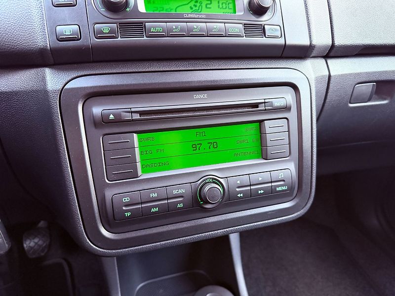 Škoda Fabia 1.4 Style Edition, Serviska, 1 - fotka 19 z 25