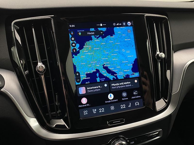 Volvo V60 (2026) B4 AUT CORE - fotka 37 z 56