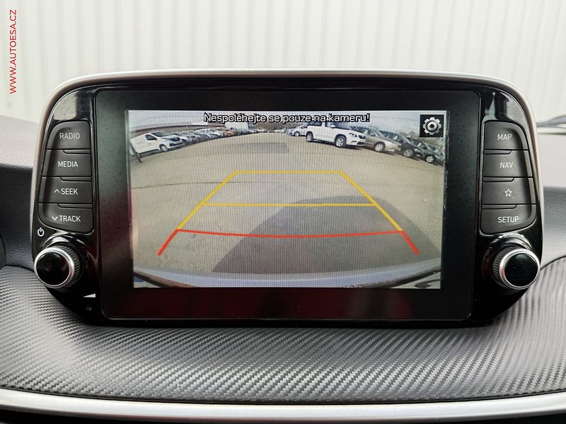 Hyundai Tucson (2018) 1.6CRDi, ČR, AC, navi, park - fotka 15 z 18