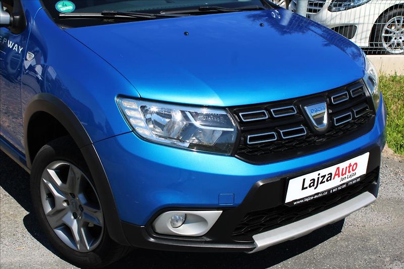 Dacia Sandero 0,9 STEPWAY KLIMA, SERVISKA - fotka 4 z 25