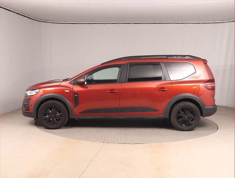 Dacia Jogger (2025) 1.0 TCe - fotka 3 z 15
