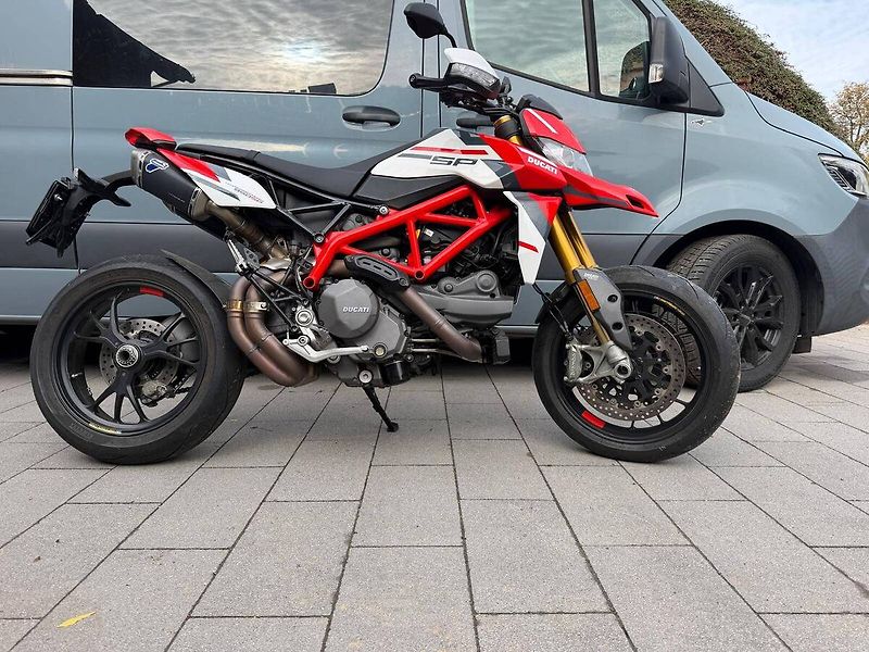 Ducati Hypermotard 950 (2022) SP 2022 - fotka 4 z 5
