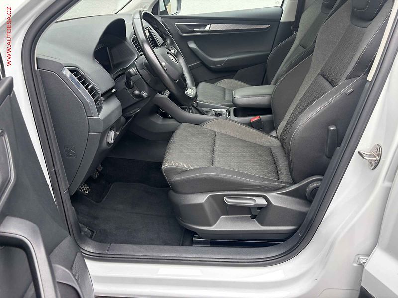 Škoda Karoq (2023) 1.5 TSi, Style, TZ, Webasto - fotka 9 z 18