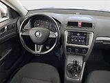 Škoda Octavia (2012) 1.6, Serv.kniha, po STK - náhled 7