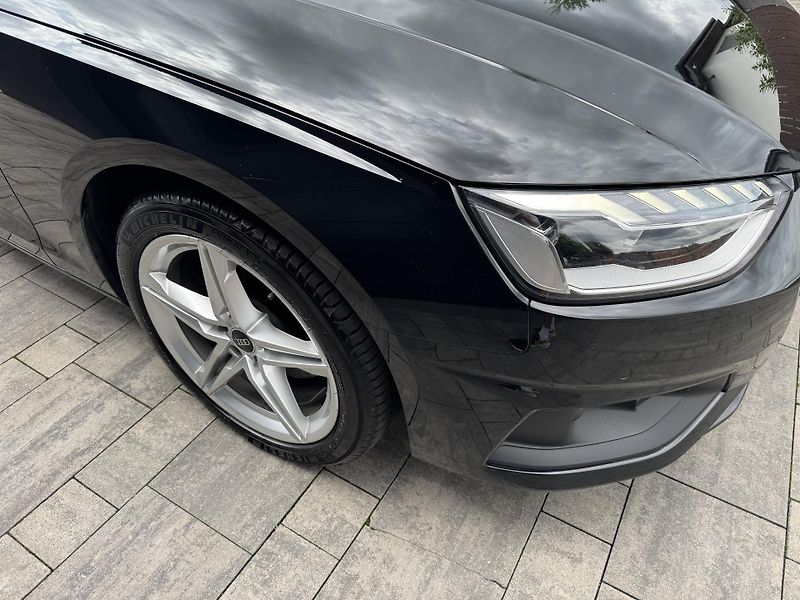 Audi A4 (2022) A4 35TDI, Stronic, Tažné, Led - fotka 12 z 36
