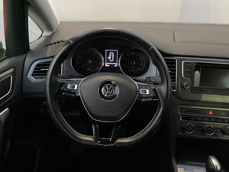 Volkswagen Golf Sportsvan (2015) 1.2 TSi, Lounge, AT - fotka 11 z 17