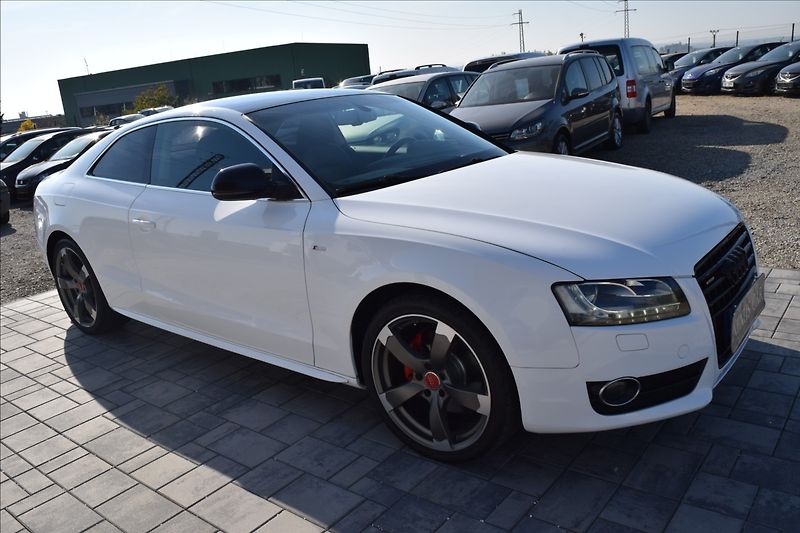 Audi A5 3,0 TDI 176KW S-LINE ALU SERVI - fotka 4 z 48