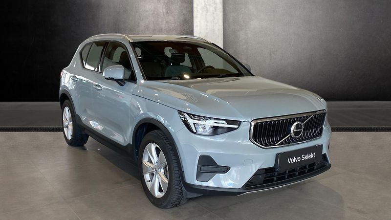 Volvo XC40 CORE, B3 FWD, 120+10 kW / 163+ - fotografie inzerátu