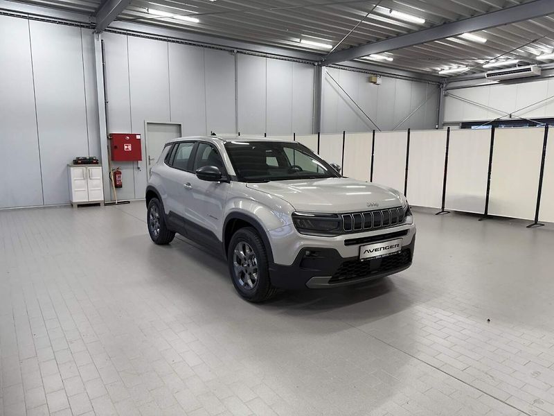 Jeep Avenger (2025) Longitude 1.2 Turbo 100k MT6 - fotka 6 z 23