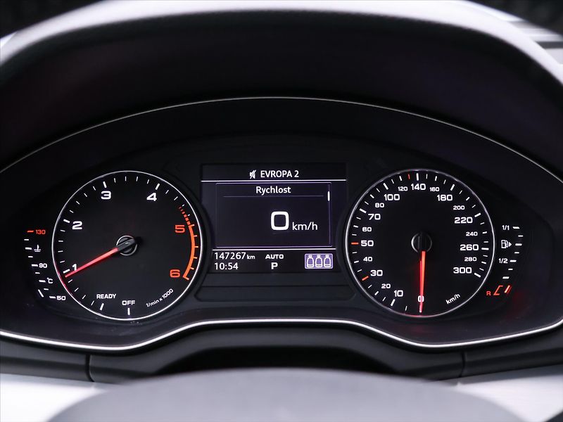 Audi Q5 2,0 TDI S-line 4x4 CZ - fotka 17 z 32