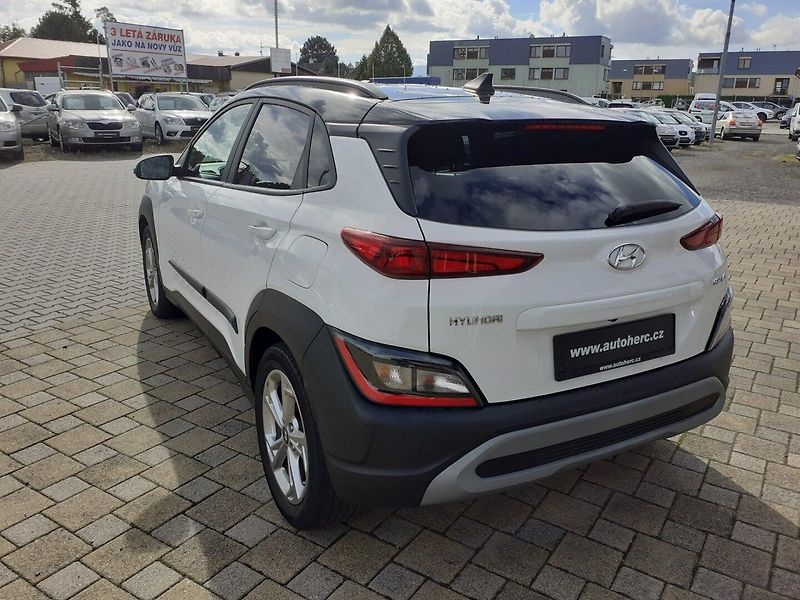 Hyundai Kona (2023) 1.0 T-GDi 1.MAJ ČR - fotka 5 z 38