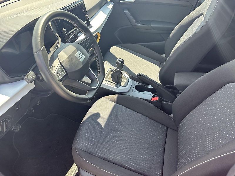 Seat Arona (2024) 1.0 TSI Style - fotka 7 z 27