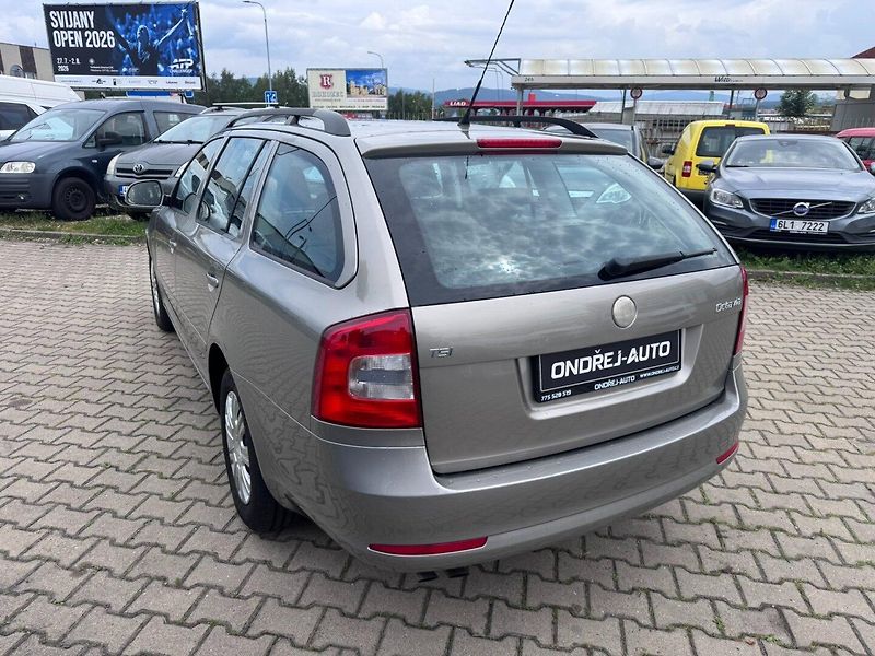 Škoda Octavia (2009) 1,4 TSI 90 KW 2. MAJ STK - fotka 4 z 50
