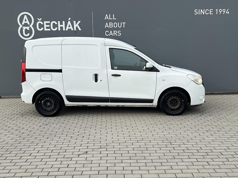 Dacia Dokker (2014) 1,6i 16V - fotka 4 z 23