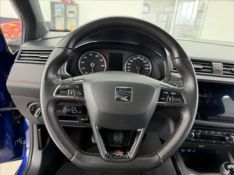 Seat Arona 1,0 i, FR Edition,tažné,temp. - fotka 12 z 34