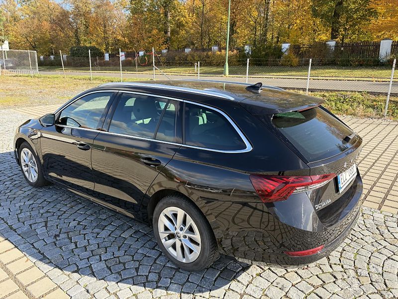 Škoda Octavia (2023) STYLE PLUS iV PLUG-IN-HYBRID - fotka 5 z 33